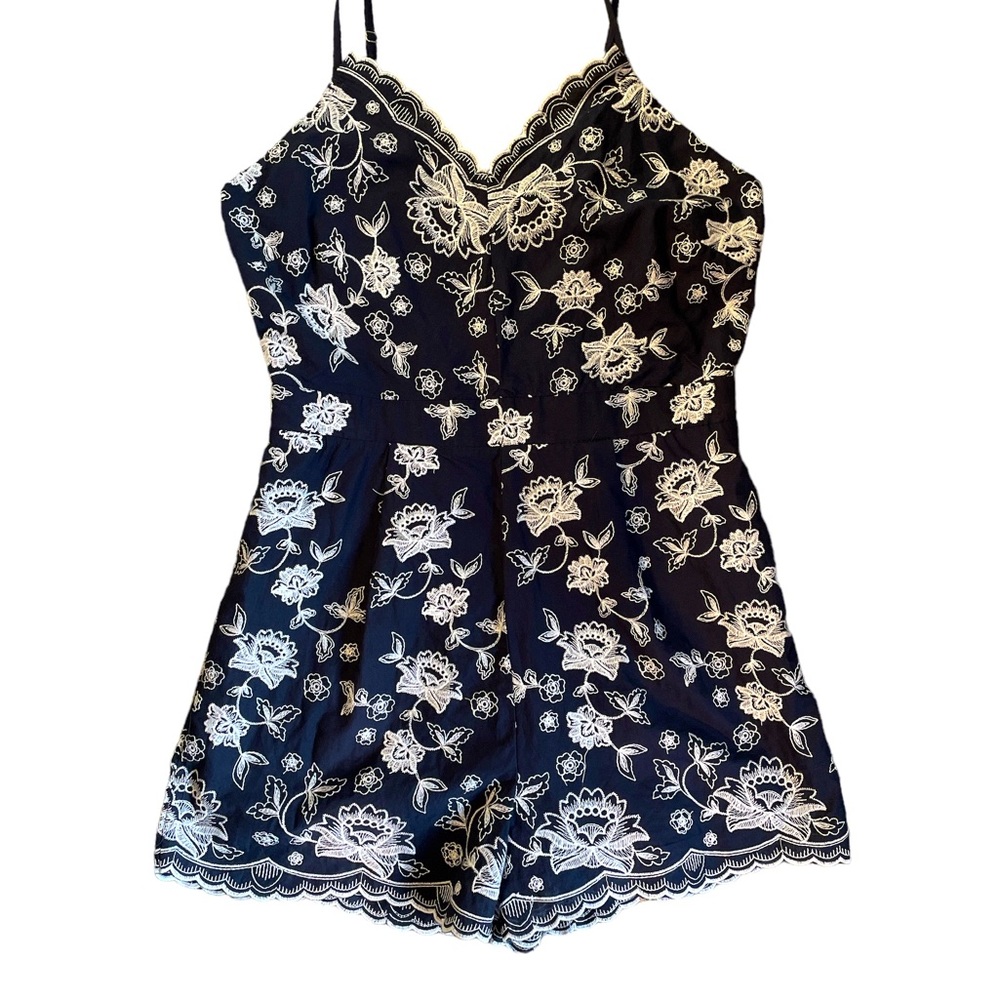 Altar’d State | Floral Embroidered Navy Blue and White Romper Size Medium